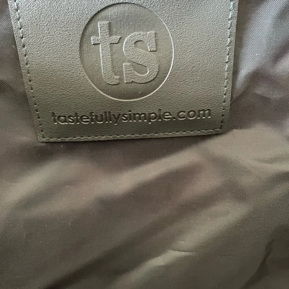 Multicolor Tote Bag - Picture 4 of 6